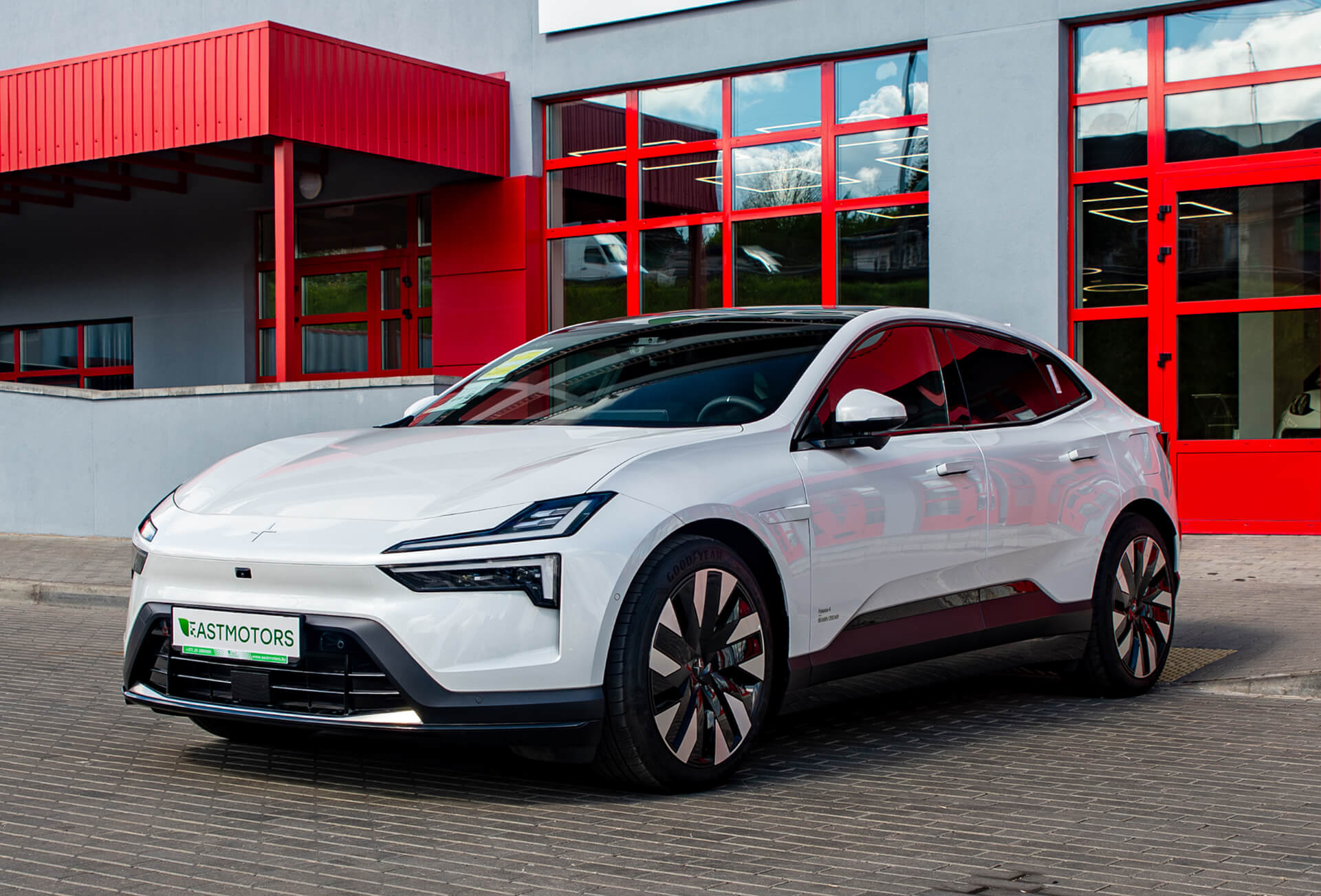 Polestar 4