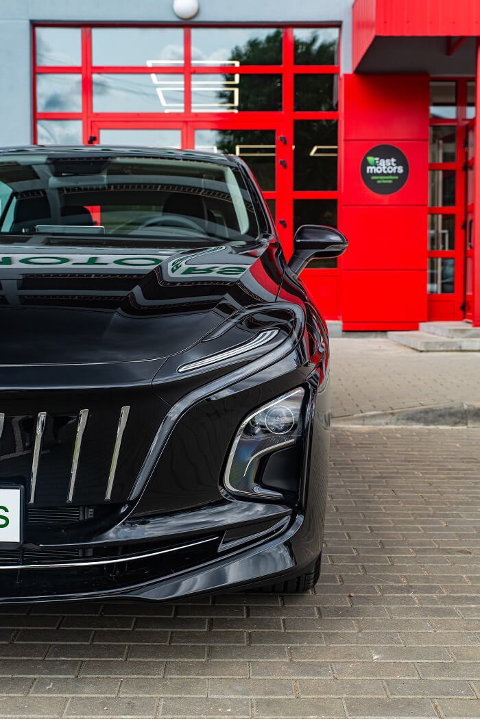 Hongqi E-QM5 - преимущества