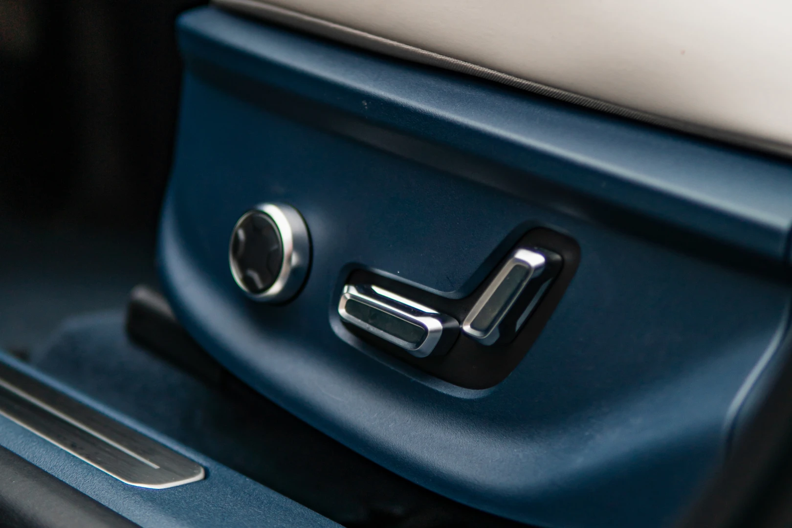 Zeekr X 2023 Four-Seat Edition фото 2