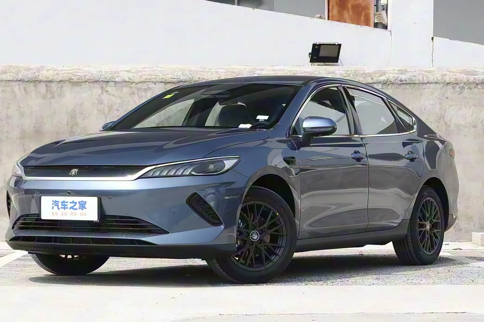 BYD Qin PLUS Leading Model