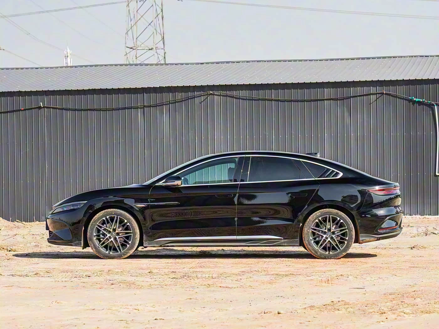 Byd Han Prestige Model - преимущества