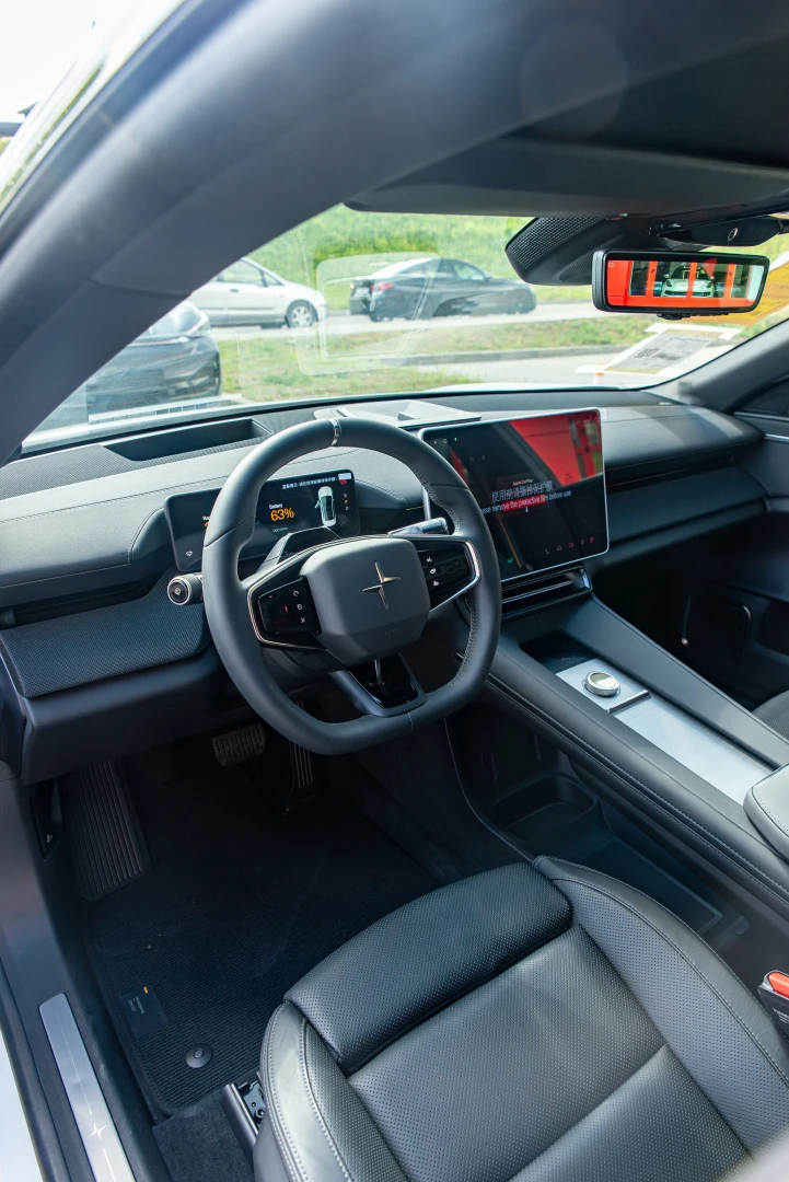 Polestar 4 102 kWh 4WD - преимущества