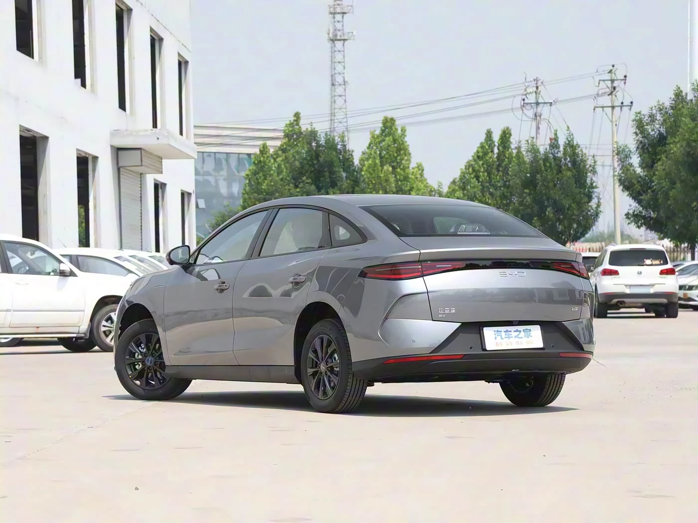 Byd E7 520 Smart - преимущества