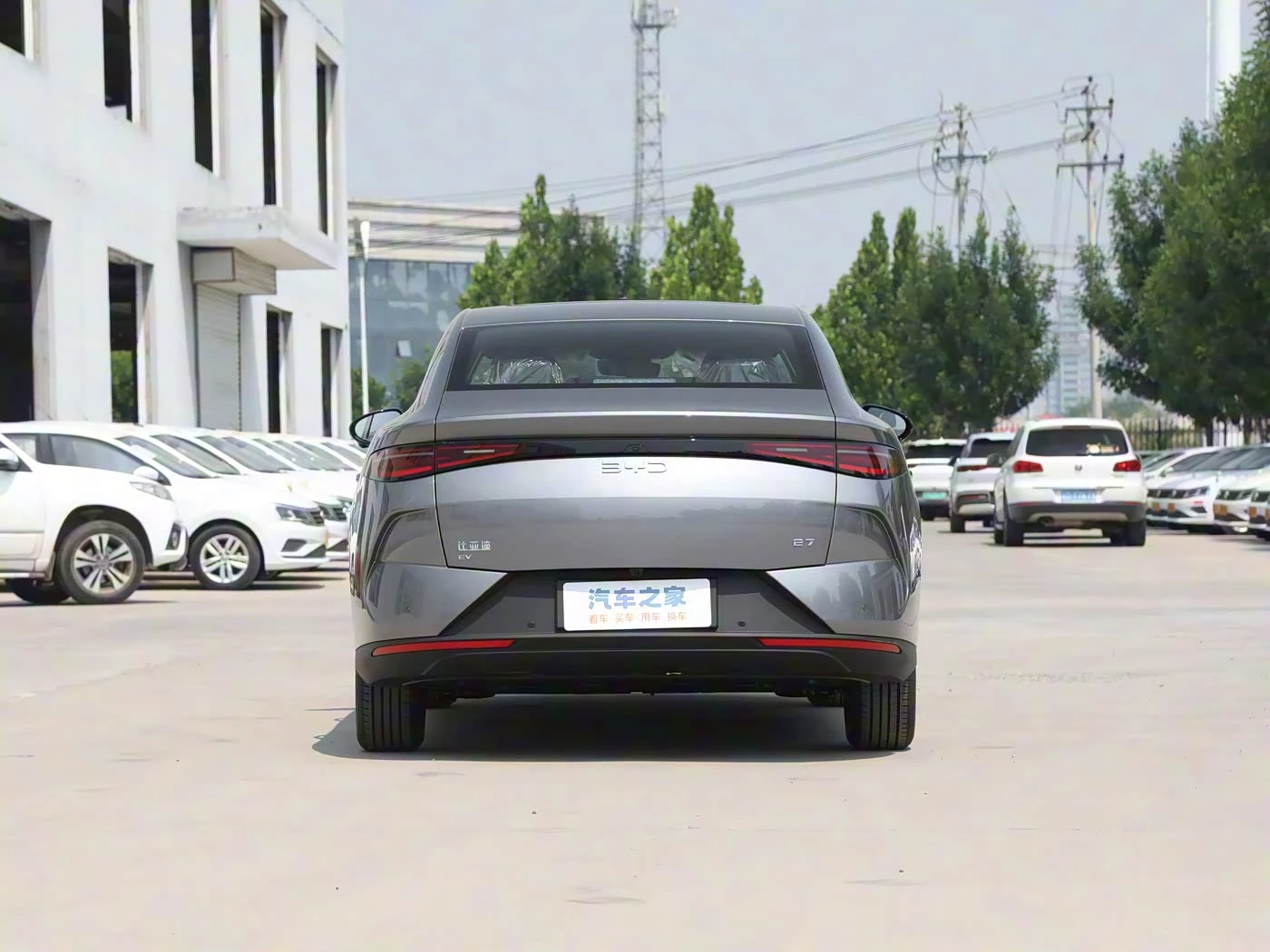 Byd E7 520 Smart фото 3