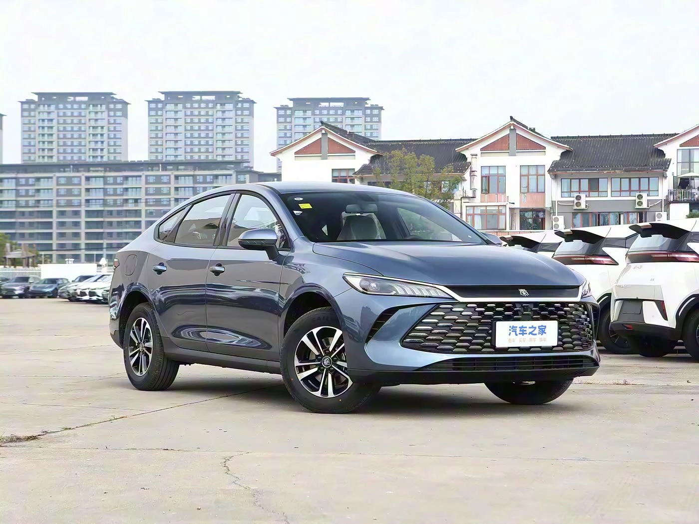 BYD Qin PLUS DM-i 128KM Progressive Model - преимущества