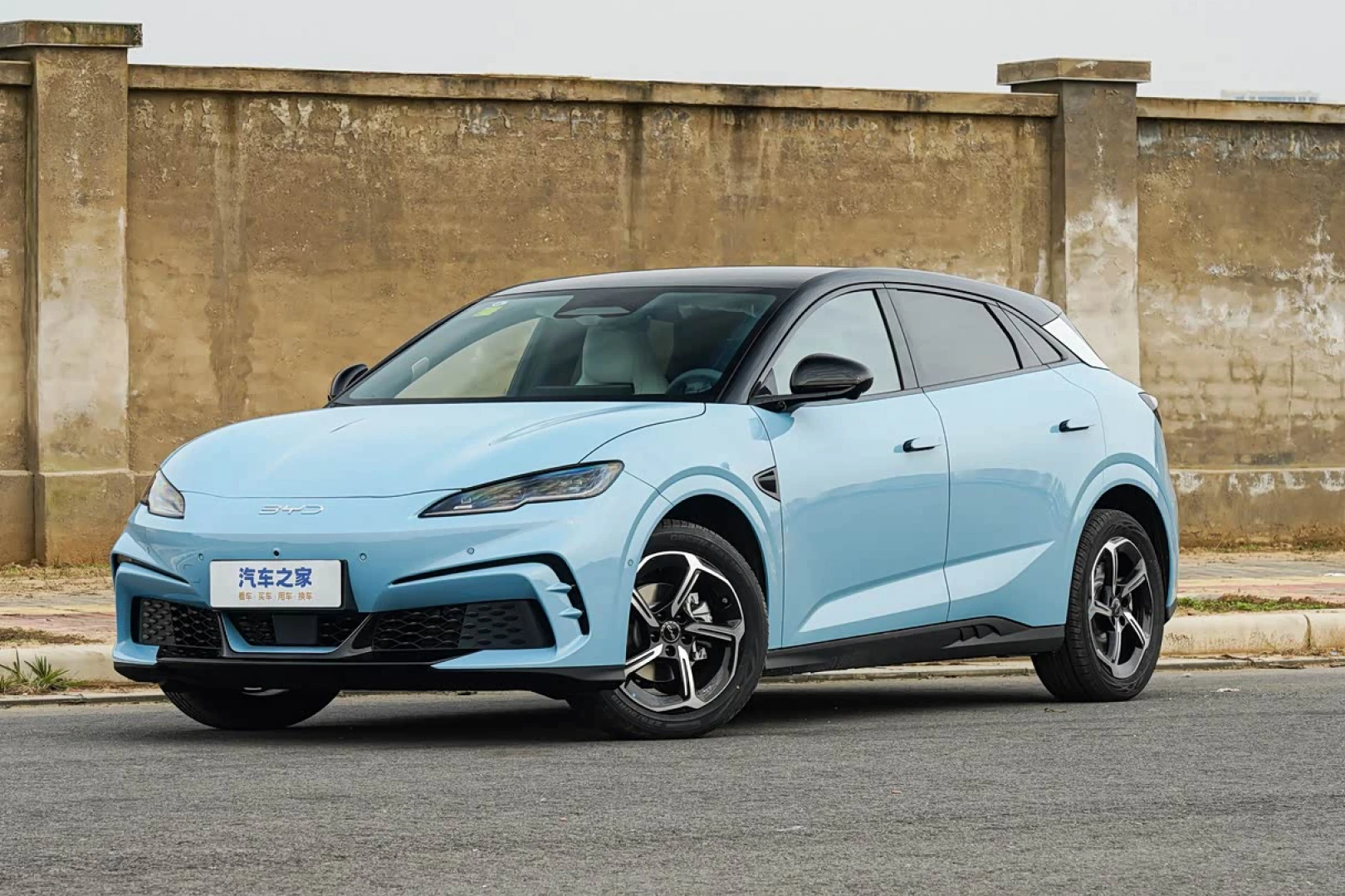 BYD Seal 06 GT 605 hot wave edition