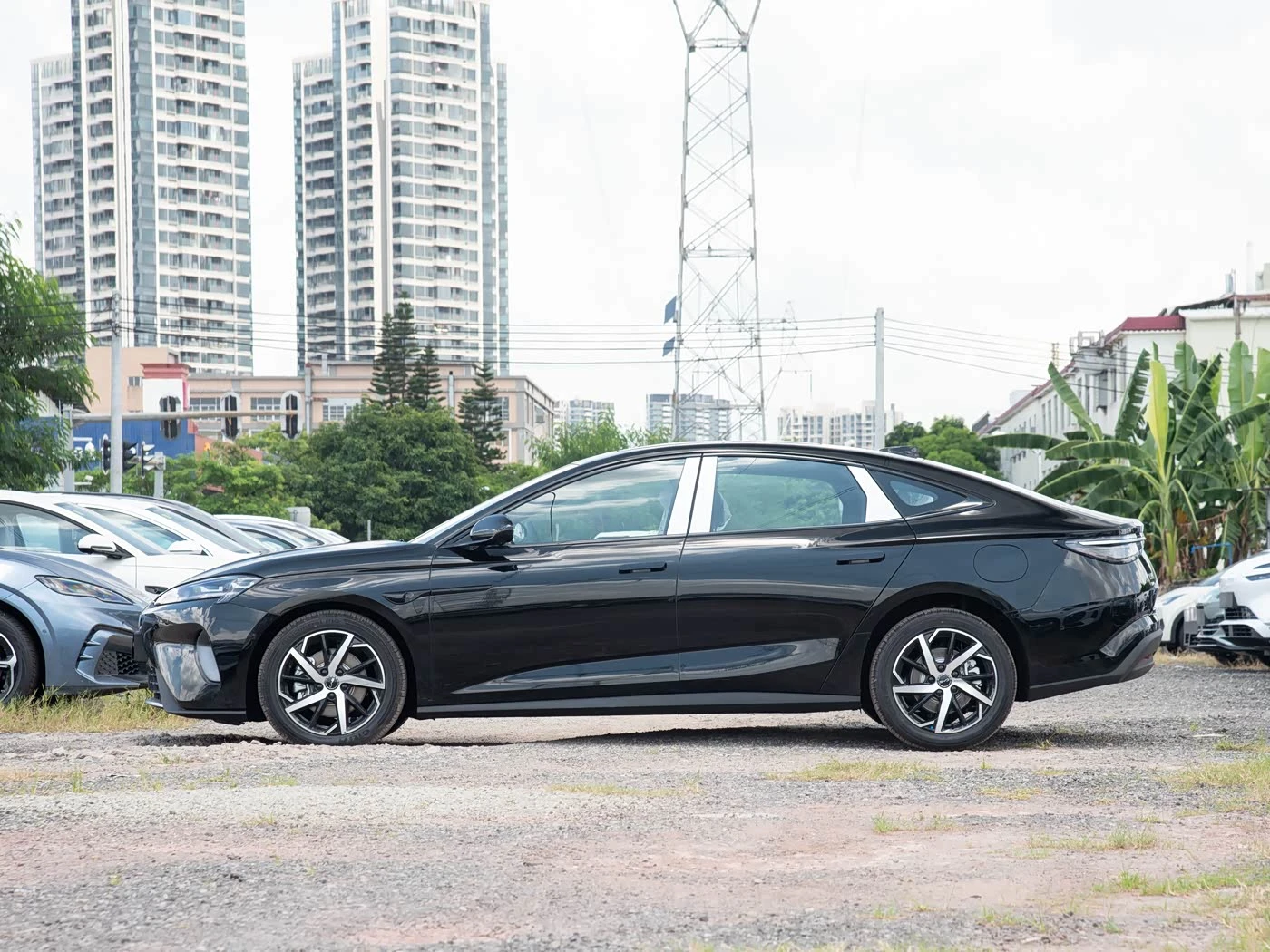 Byd Seal 07 DM-i 1.5T 135km Premium Edition - преимущества