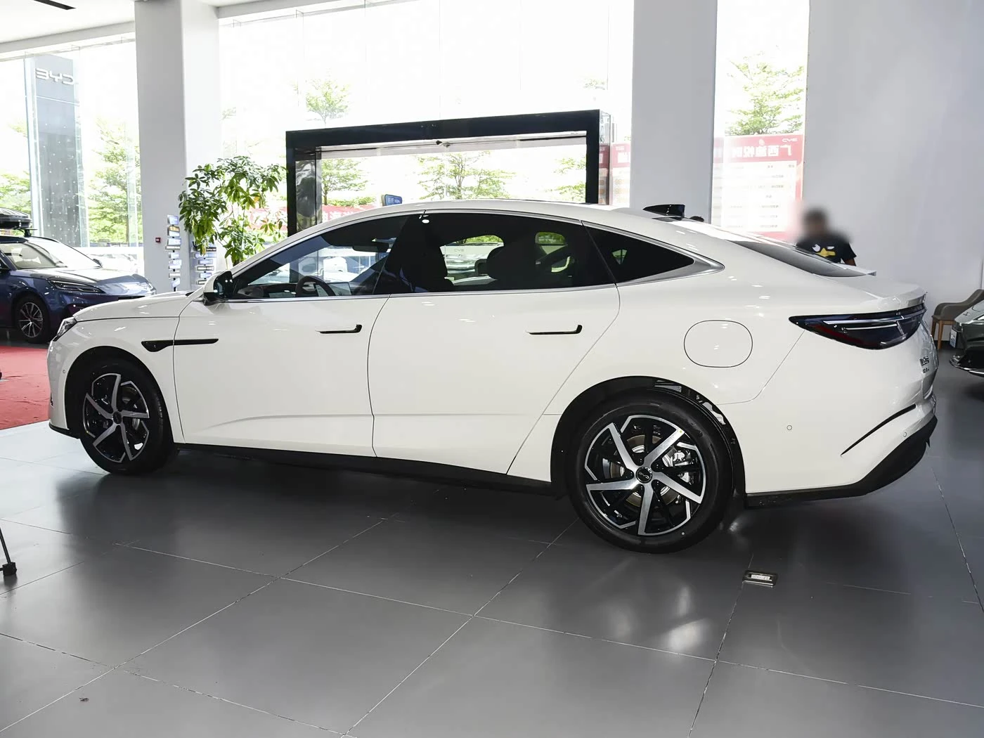 Byd Seal 07 DM-i 1.5T 230km FlagShip Edition - преимущества