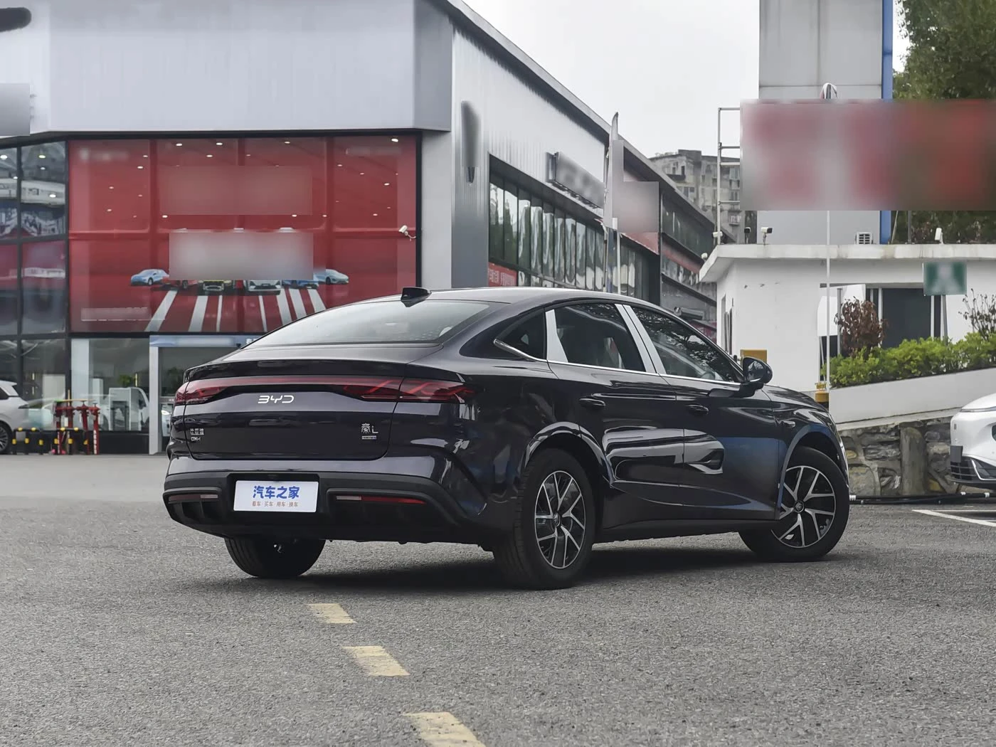 byd qin l DM-i 128KM Leading Model фото 3