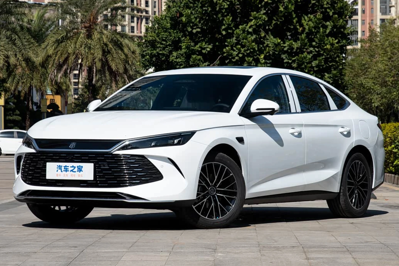 byd qin l DM-i 210km Cloud Chariot