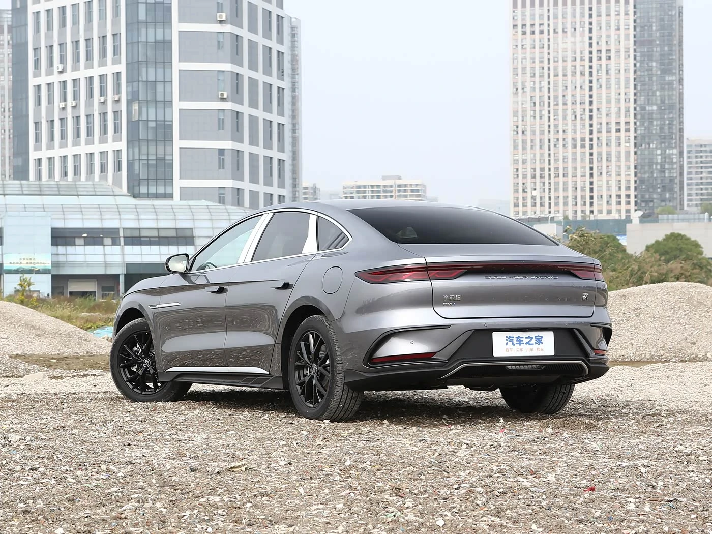 BYD HAN DM-i PHEV 1.5T CVT Comfort - преимущества