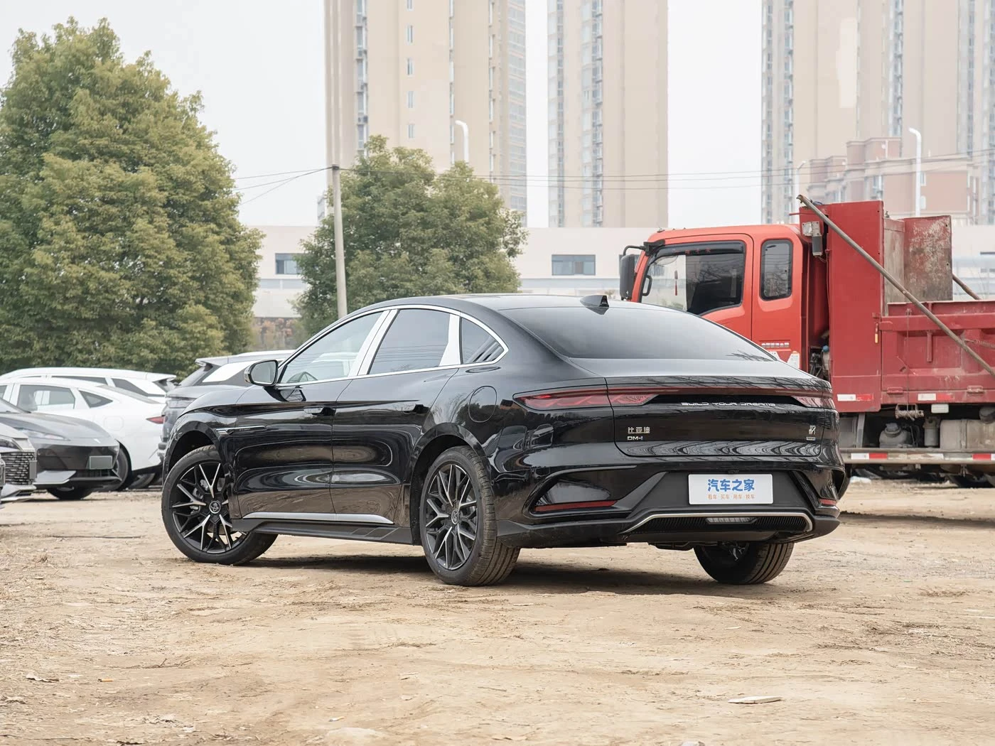BYD HAN DM-i PHEV 1.5T CVT Intelligent Driving Premium - преимущества