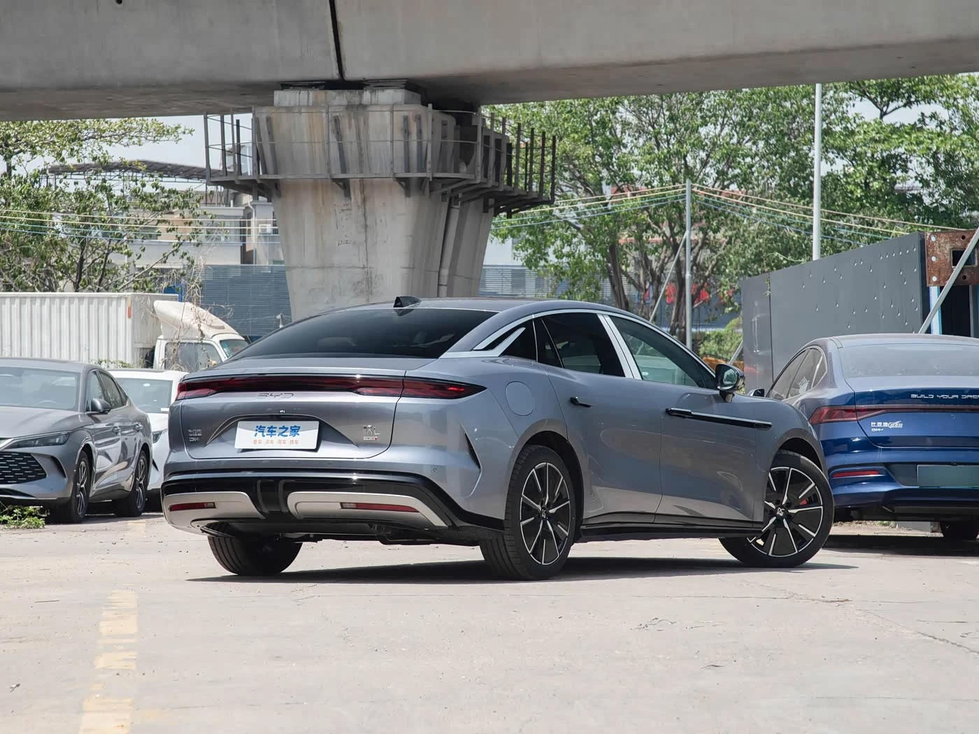 Byd Han L DM-i 1.5 CVT 2WD 200km LiDAR Flagship фото 2