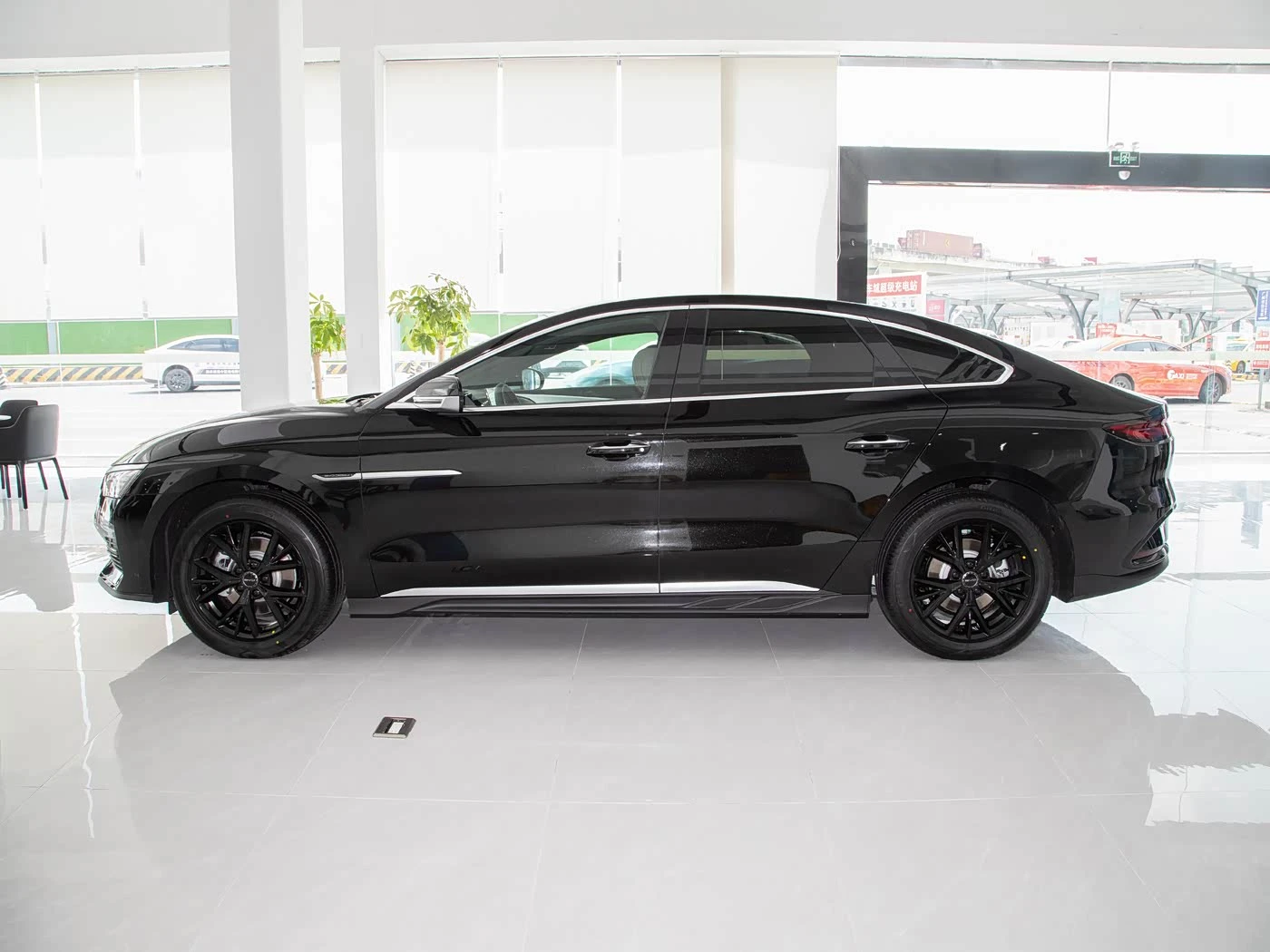 BYD E9 506 Luxury Edition - преимущества
