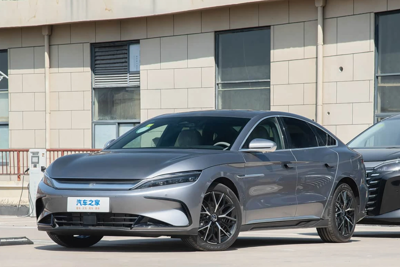 BYD HAN DM-i PHEV 1.5T CVT Prestige