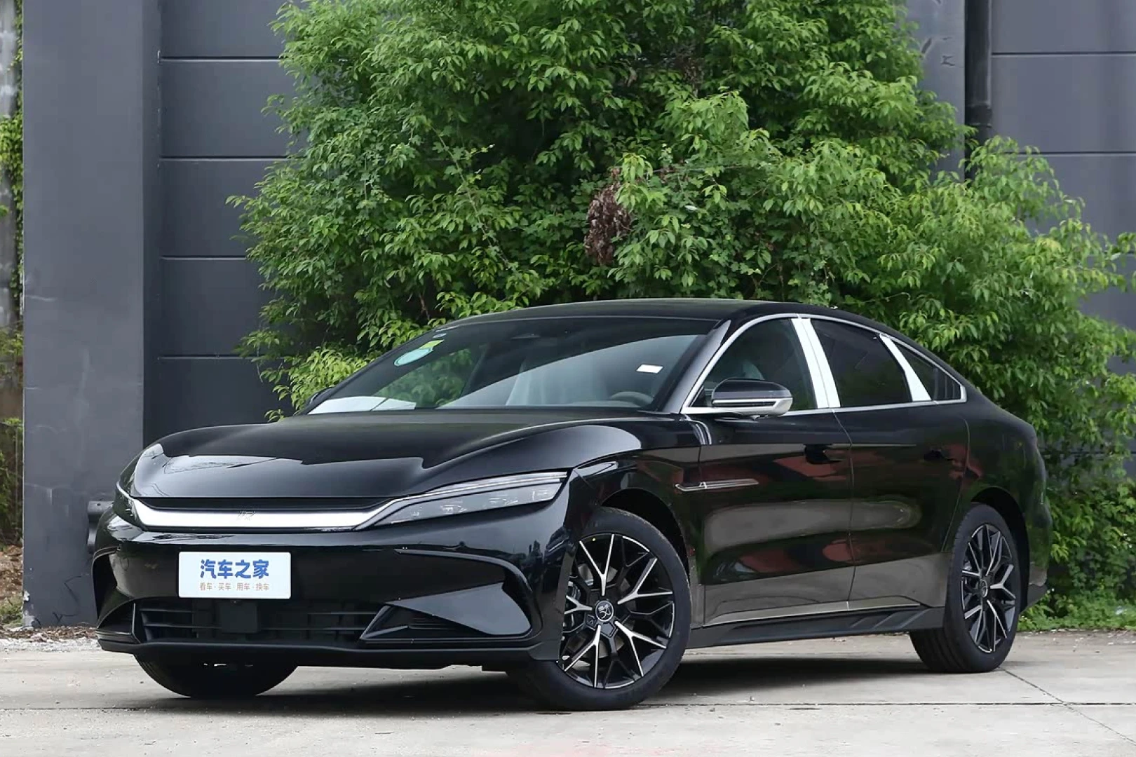 BYD HAN DM-i PHEV 1.5T CVT Premium