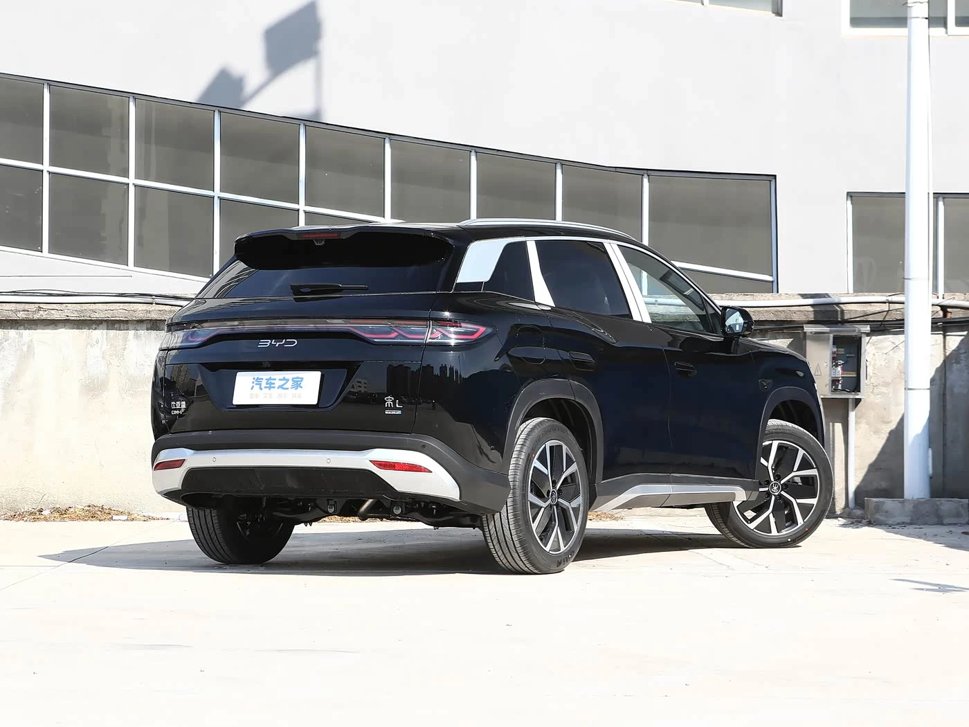 BYD Song L DM-i 200KM excellent фото 2