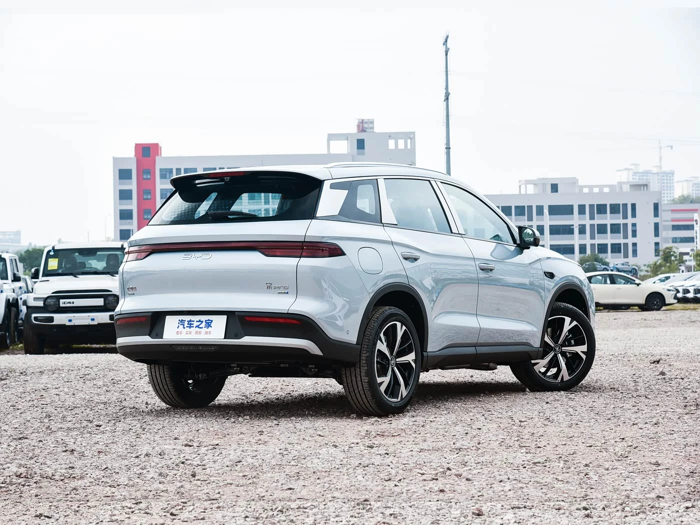 Byd song pro DM-i 220KM Superior Model фото 2