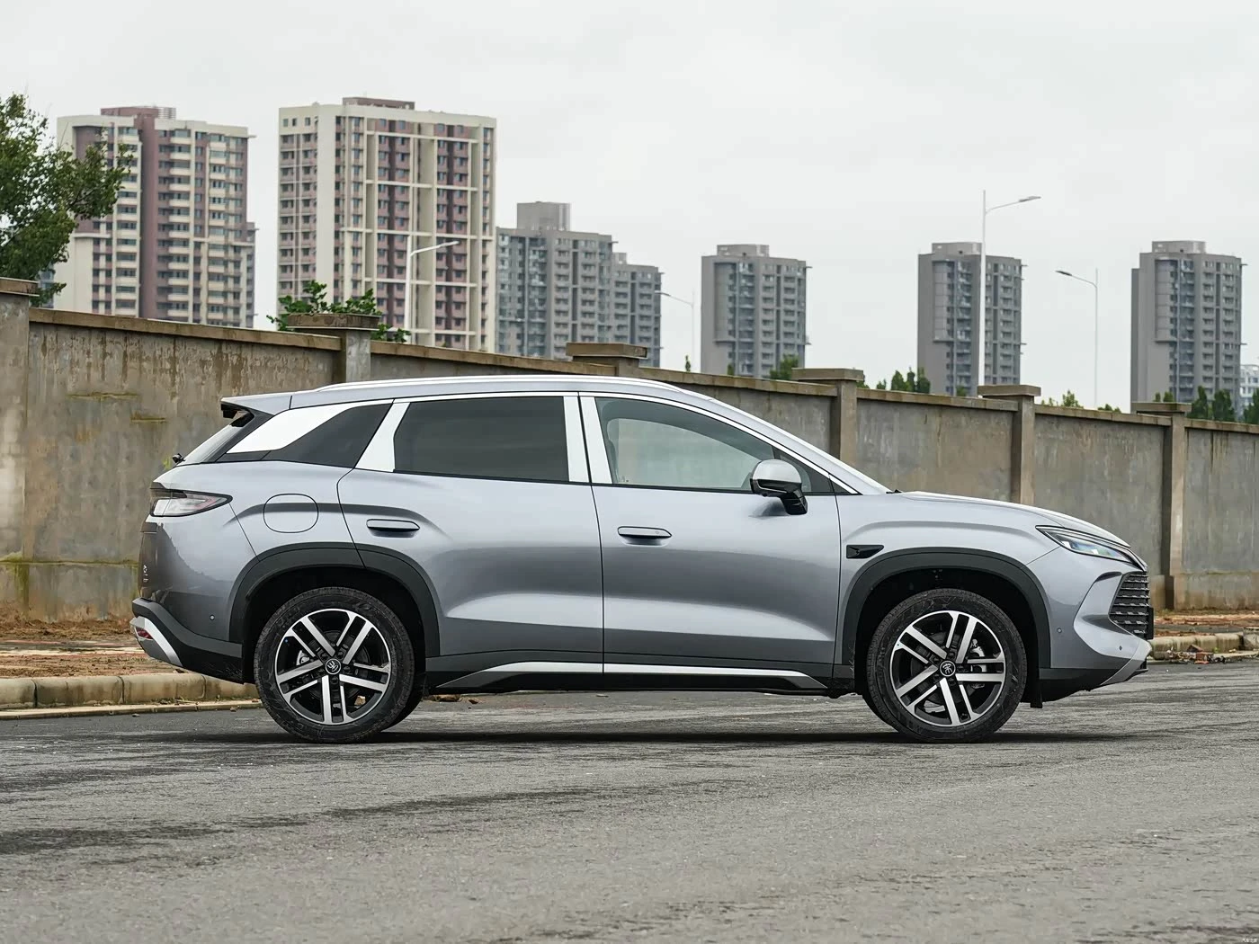 BYD Song L DM-i 130KM transcendent фото 1