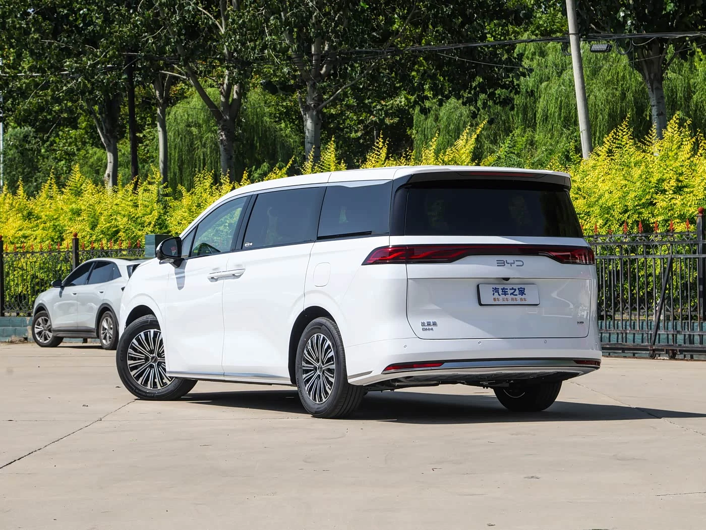 BYD m9 1060 Navigator Edition - преимущества