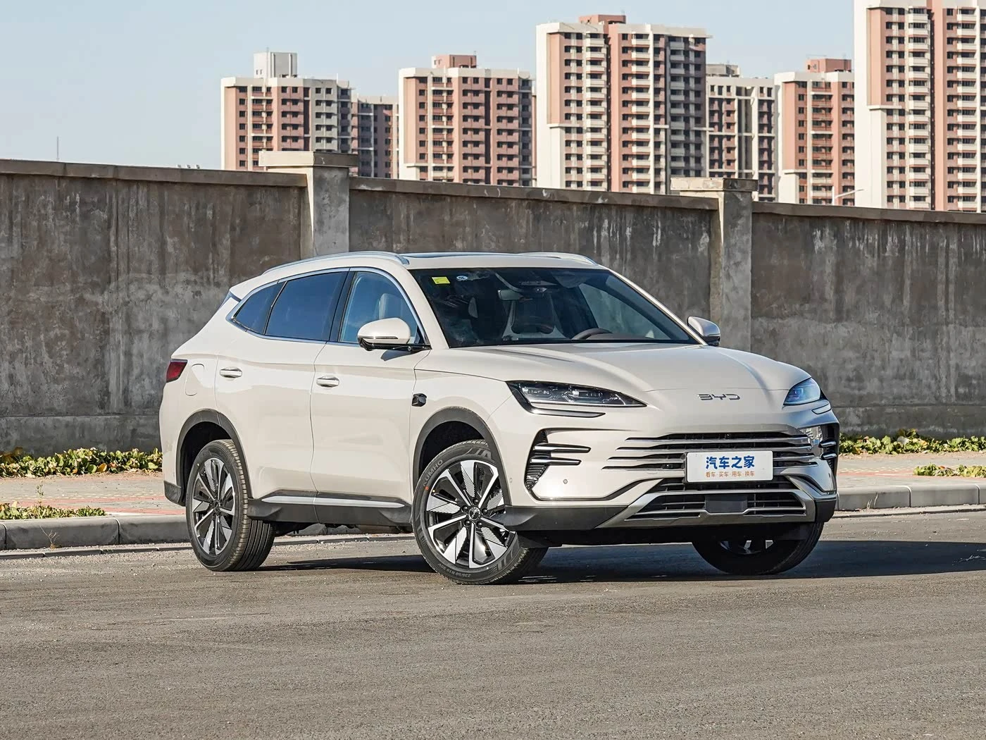 BYD Song Plus DM-i 112KM Smart Driving Premium - преимущества