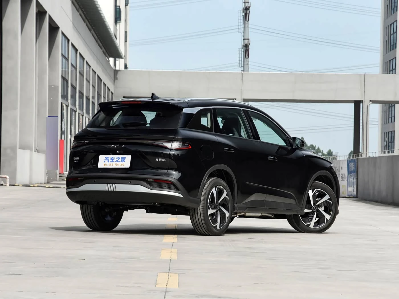 BYD Sea Lion 05 DM-i 115KM Flagship фото 2