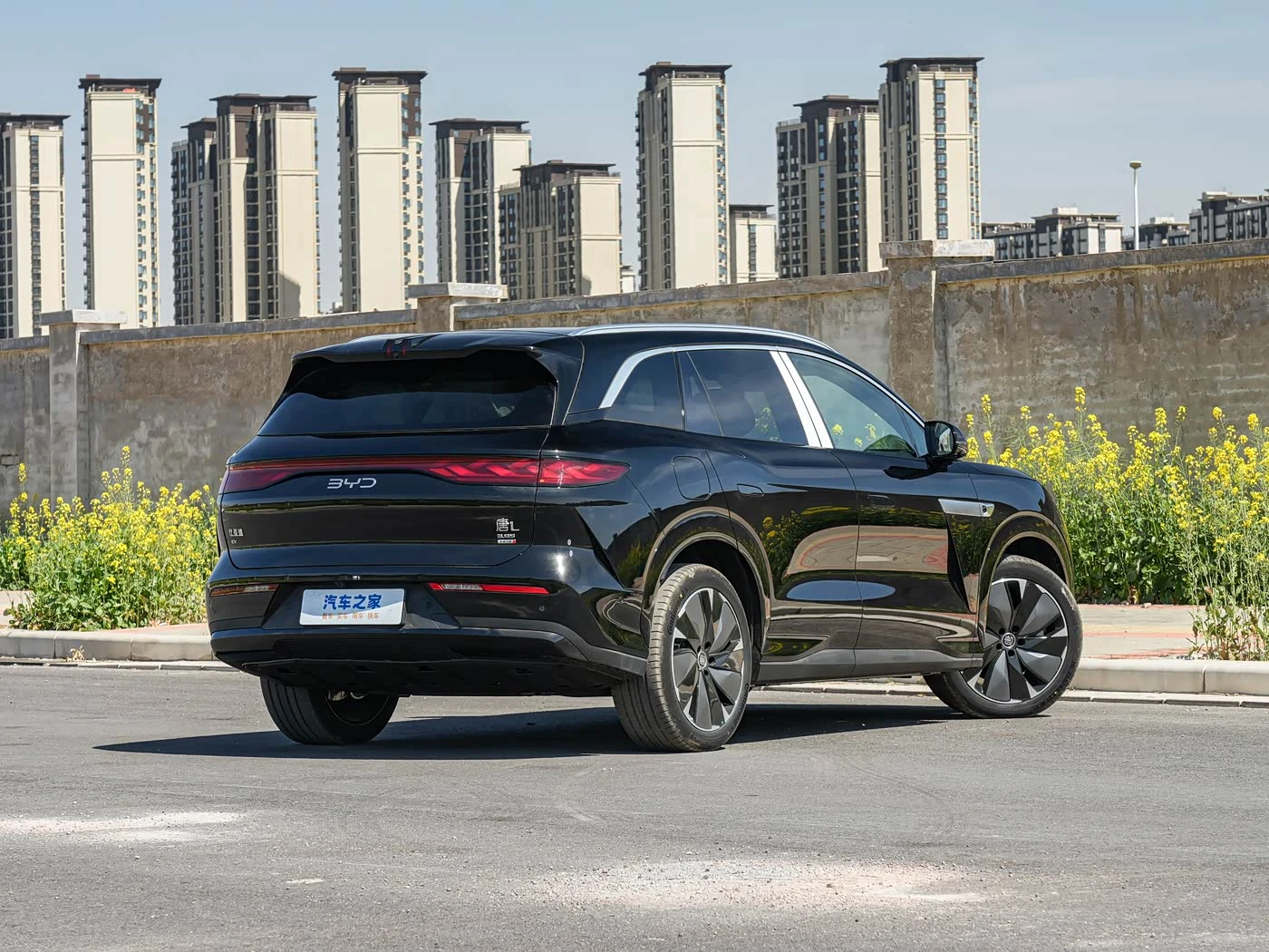 Byd Tang L EV 600 km 4WD LiDar flagship фото 2