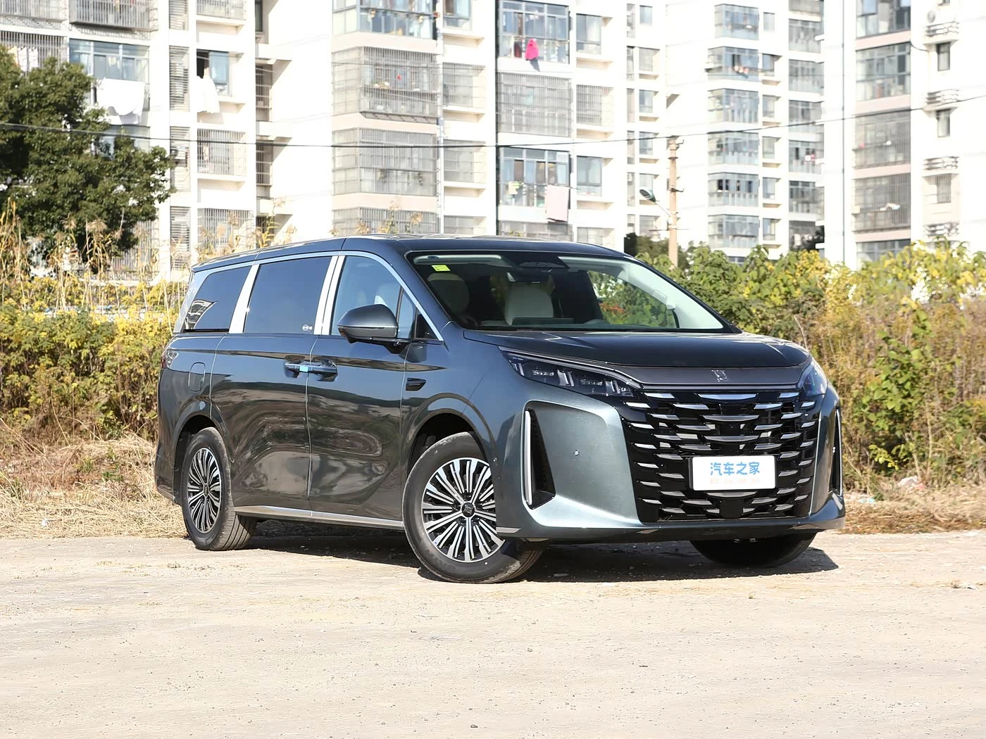BYD Xia DM-i 218km Surpassing - преимущества