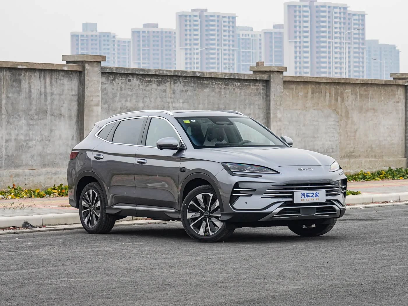 BYD Song Plus DM-i 160KM Smart Driving Flagship Model - преимущества