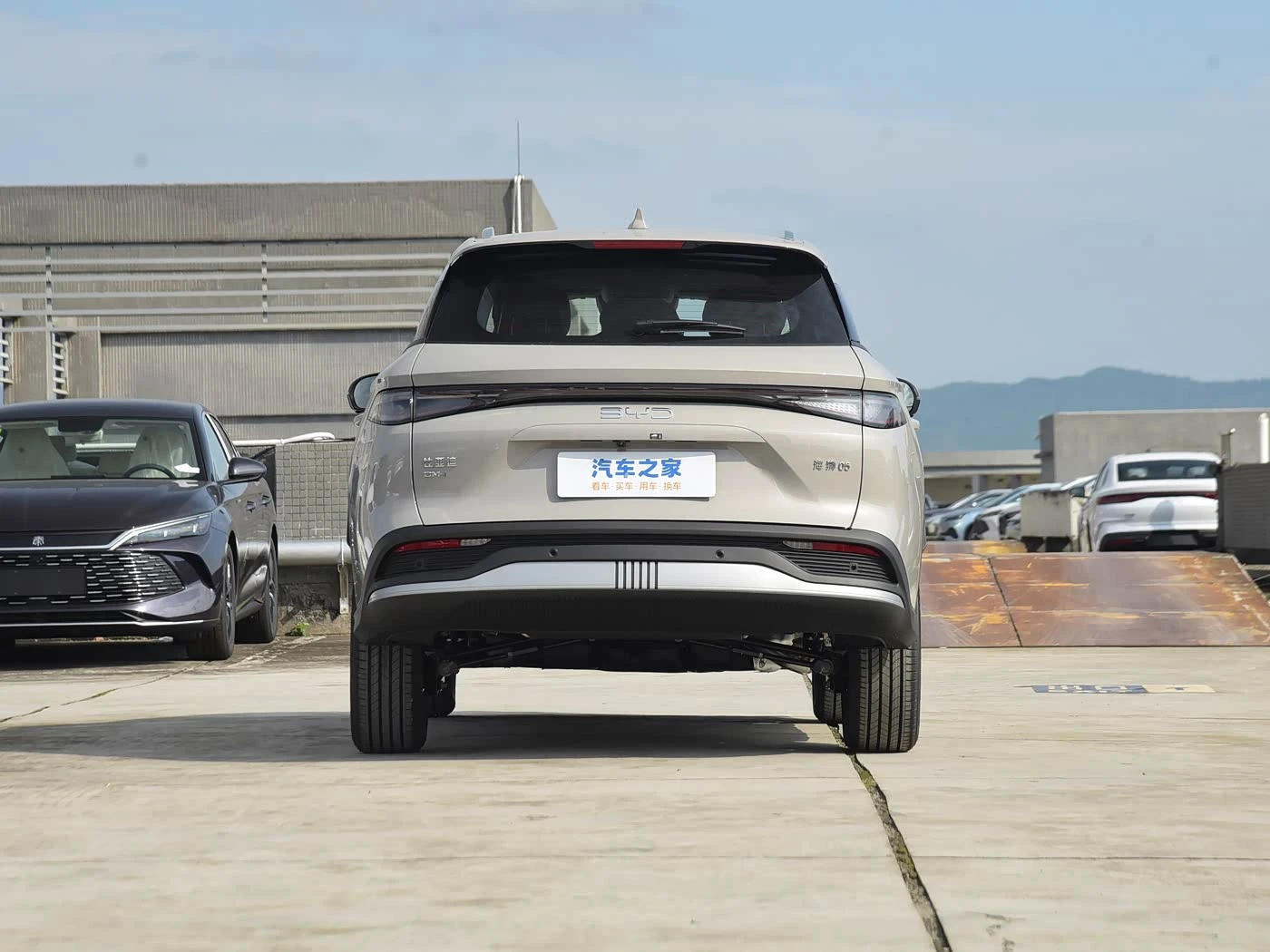 BYD Sea Lion 05 DM-i 75KM luxury фото 3