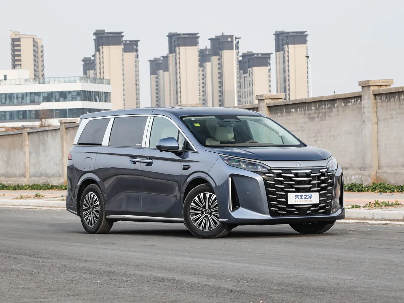 BYD Xia DM-i 100km Surpassing - преимущества