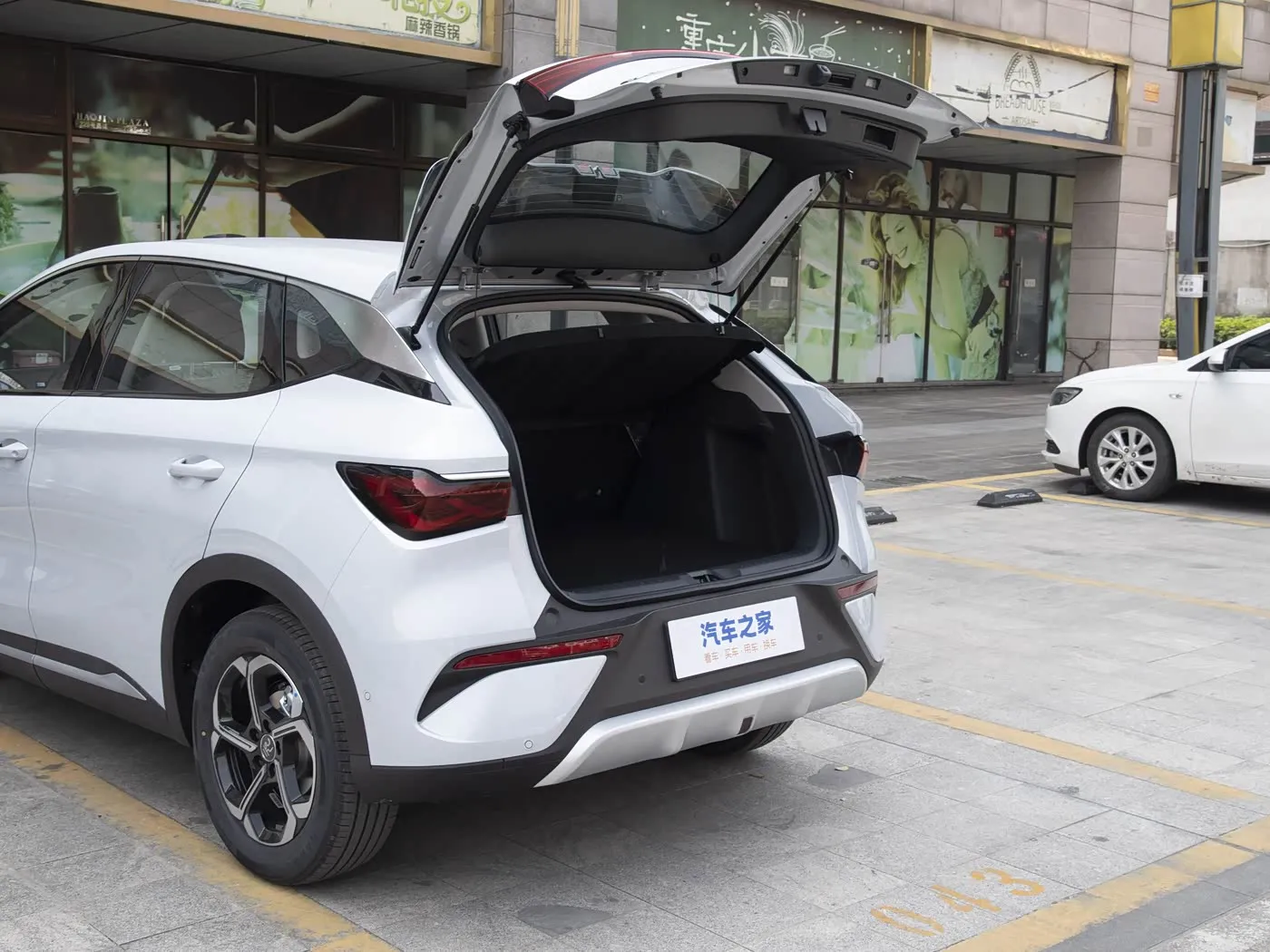 BYD Yuan PLUS Leading Edition 510 - преимущества