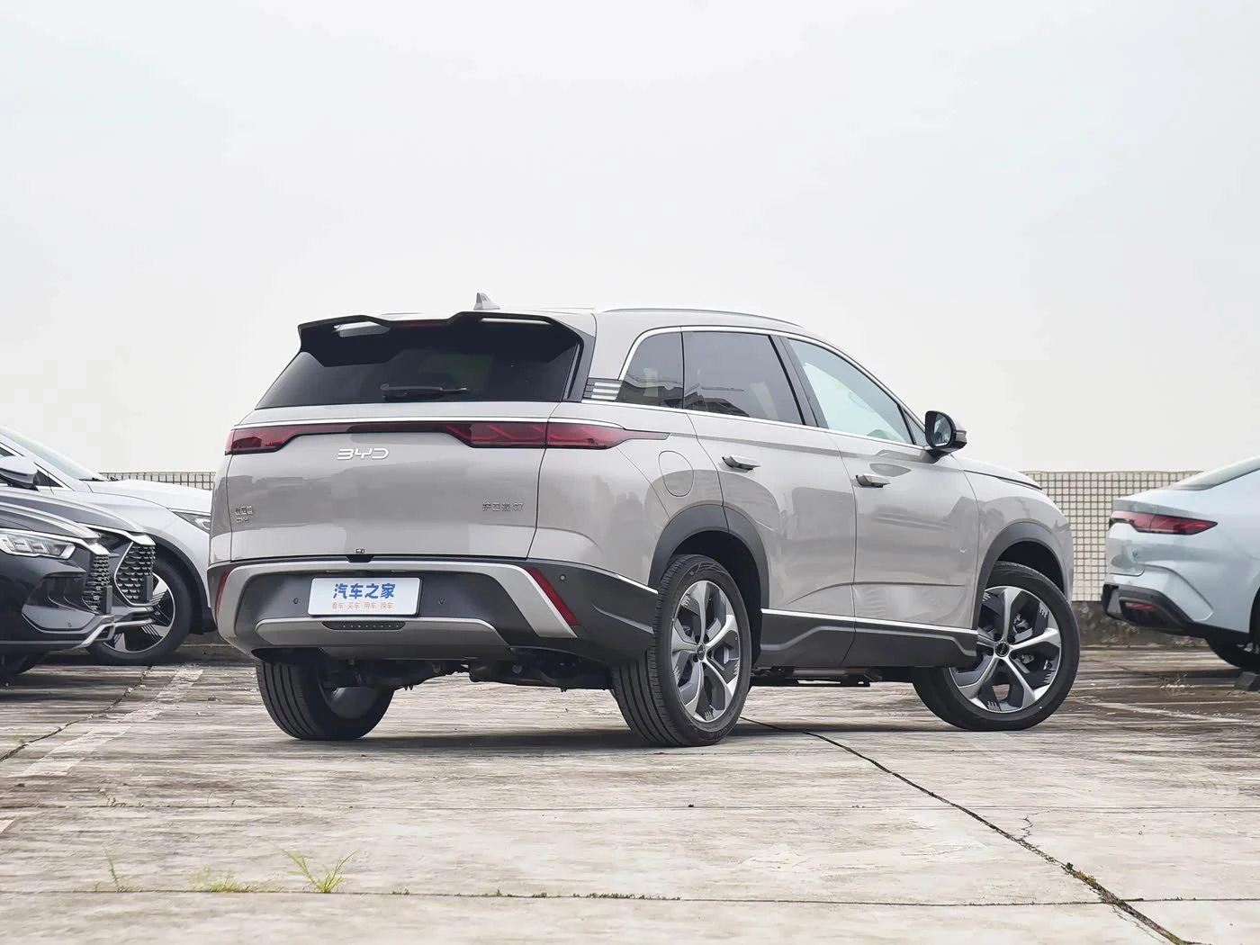 Byd Frigate 07 Luxury фото 1