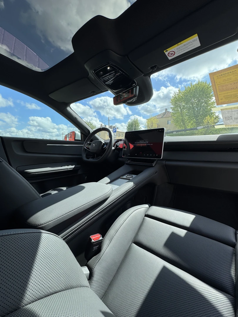 Polestar 4 102 kWh 4WD фото 1