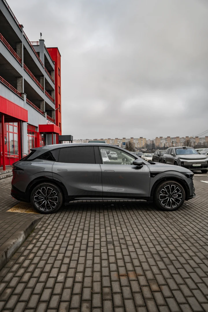 Zeekr 7X 2025 Grey - преимущества