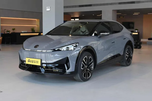 Отзыв владельца Volkswagen ID.UNYX спустя 16.780 км