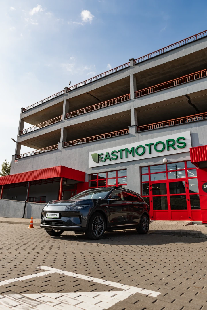 Leapmotor C11 фото 1
